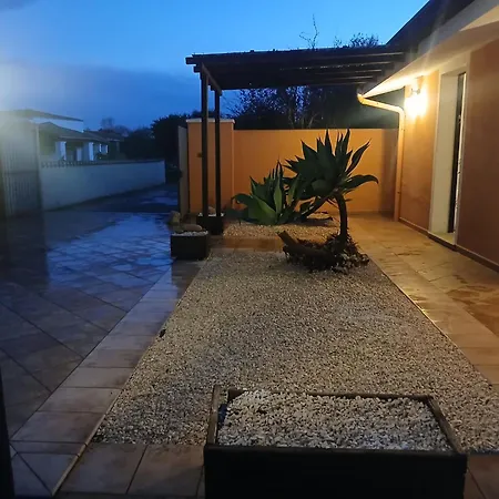 بيت للعطل Ri Ale Sa Prassa Sardegna Ogliastra *